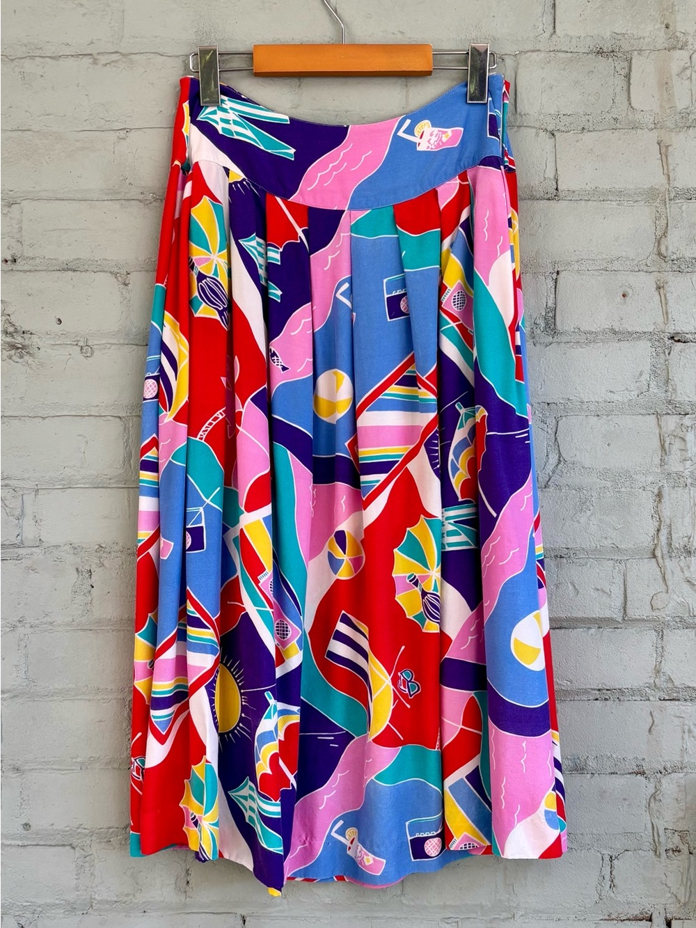 Vintage 1980s Colourfup Novelty Beach Print Pleated Midi Skirt - Picture 8 of 12